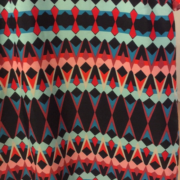 Never worn, print shift. - Picture 7 of 8